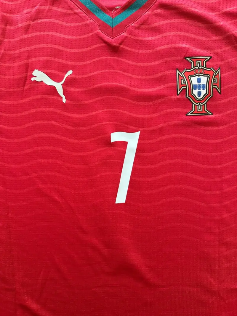 Camiseta Portugal Puma Ronaldo 7 Mundial 2026 - 3