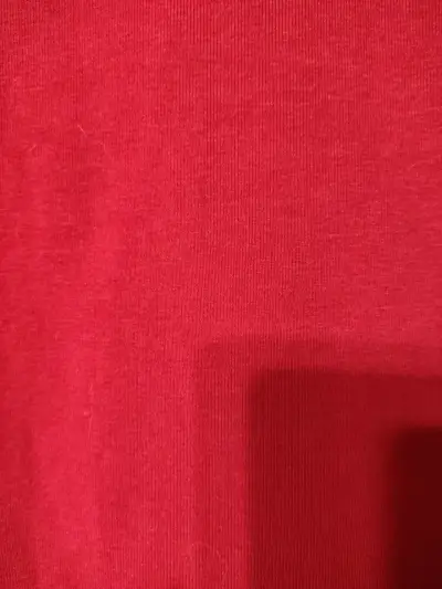 Vestido rojo elegante con volantes - miniatura 5