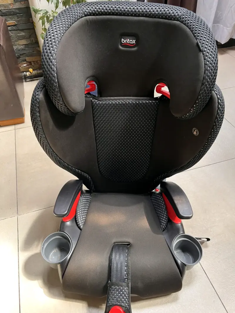 Silla de auto Britax para niños con portavasos - 2