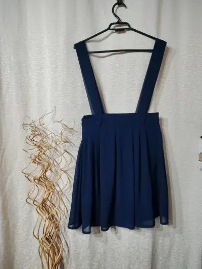 Falda con tirantes azul marino elegante - miniatura 2