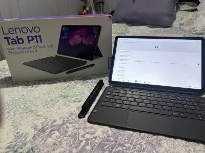 Tablet Lenovo Tab P11 con teclado y lápiz - miniatura 1