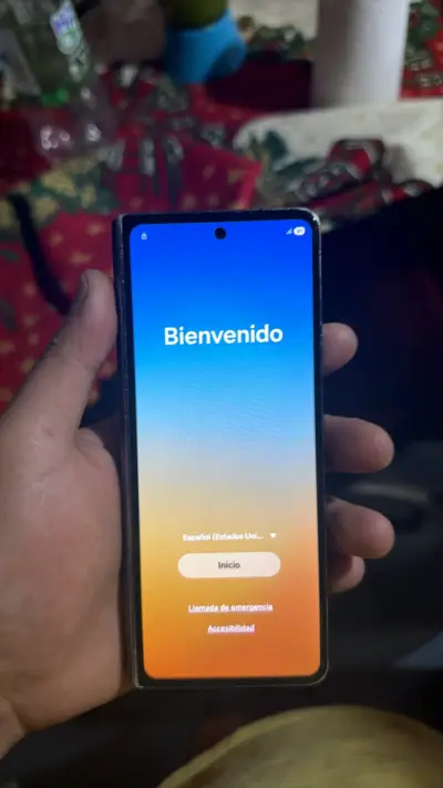 Samsung Galaxy z Fold 4 en buen estado - miniatura 3