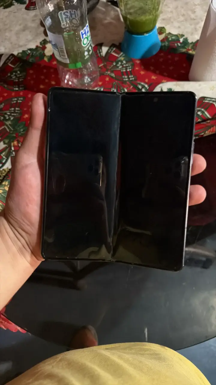 Samsung Galaxy z Fold 4 en buen estado - 4