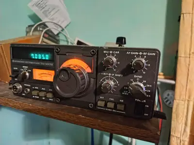 Transceptor Kenwood TS-120V SSB en buen estado - miniatura 1