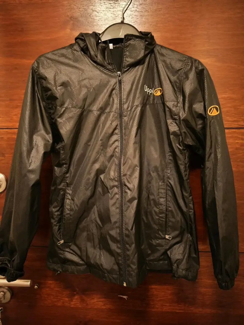 Chaqueta cortaviento negra Lippi - 4