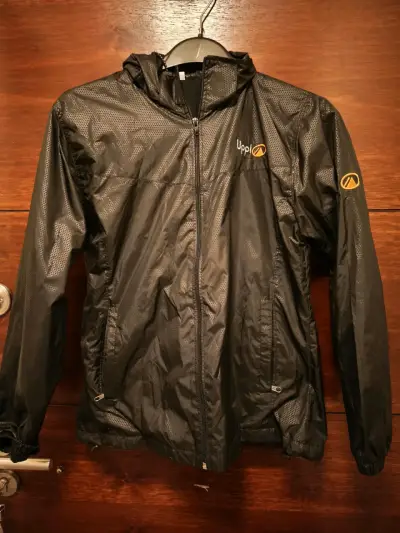 Chaqueta cortaviento negra Lippi - miniatura 4