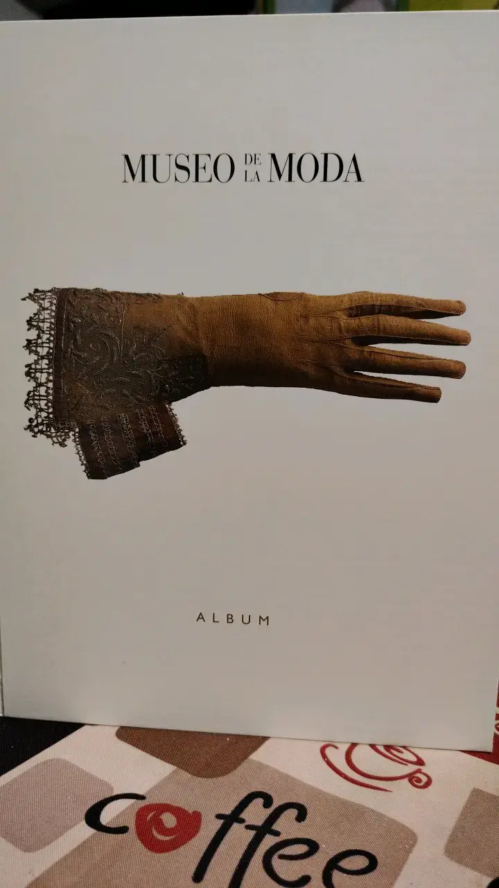 Álbum del Museo de la Moda - 2