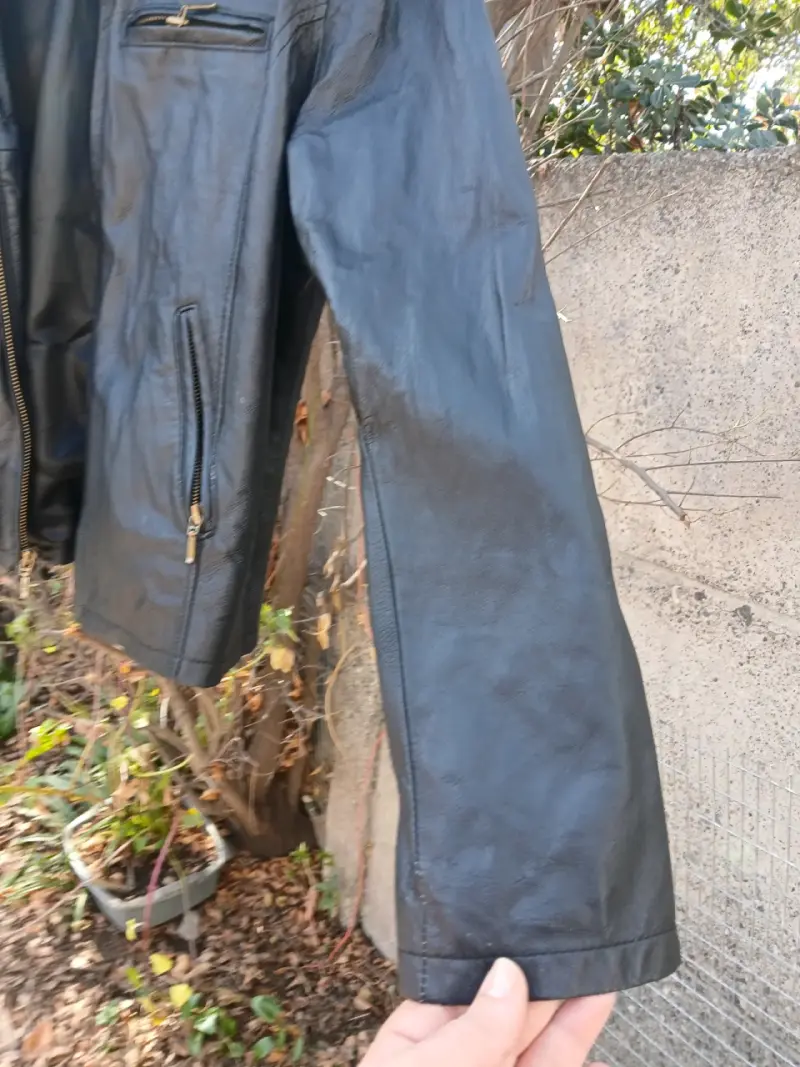 Chaqueta de cuero negra con cierre Adolfo - 3