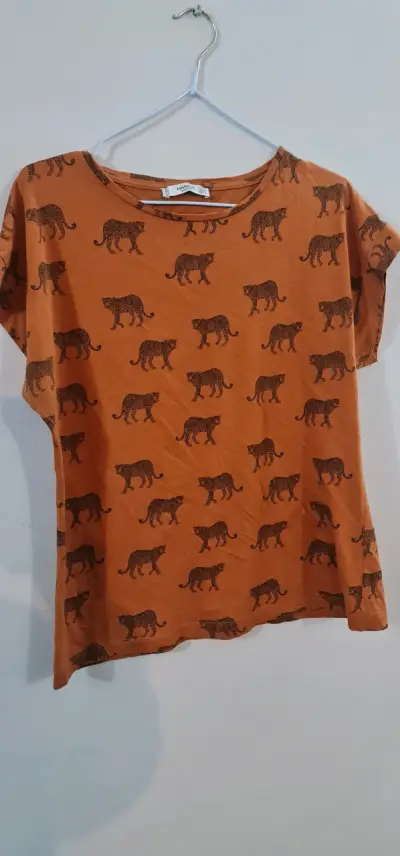 Polera estampada de leopardo Mango Basics - miniatura 1
