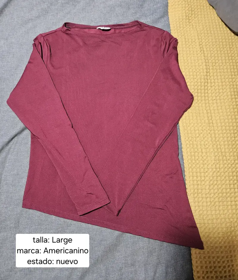 Polera manga larga color burdeos Americanino