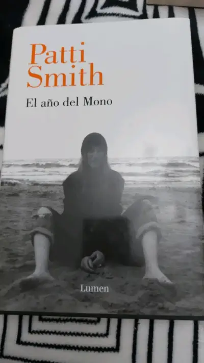 Libro 'El Año del Mono' de Patti Smith - miniatura 1