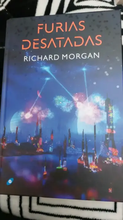 Libro 'Furias Desatadas' de Richard Morgan - miniatura 1