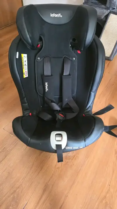 Silla de Auto Infanti One Isofix Negra - miniatura 1