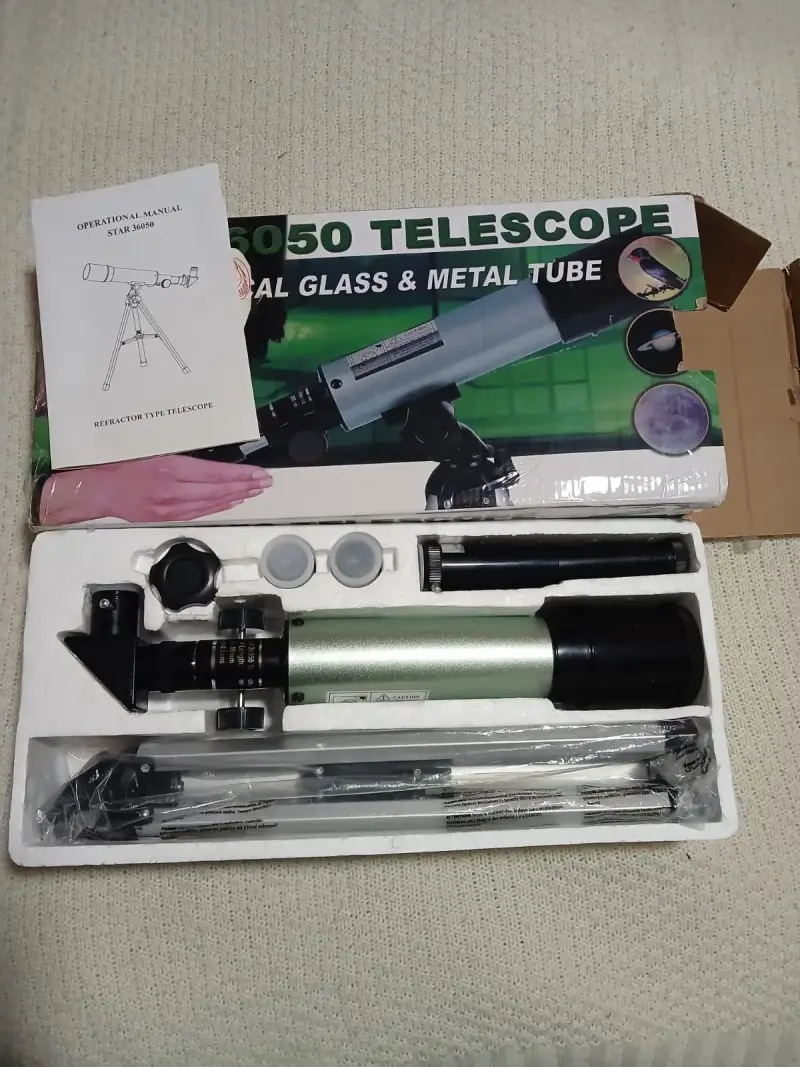 Telescopio refractor Star 36560 con trípode