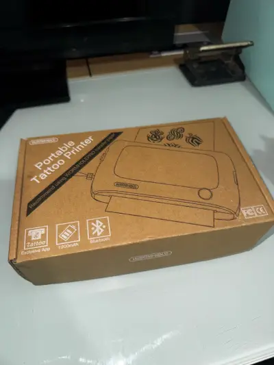 Impresora de Tatuajes Portátil Wormhole Bluetooth - miniatura 1