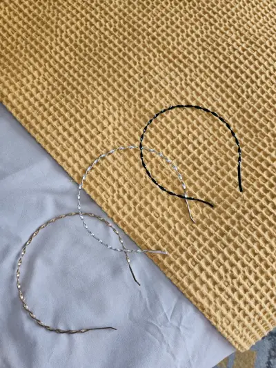 Set de Diademas Trenzadas en Tres Colores - miniatura 2