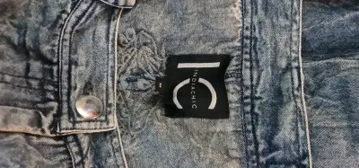 Pantalon mezclilla azul con diseño bohemio - miniatura 3