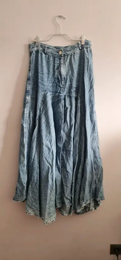 Pantalon mezclilla azul con diseño bohemio - miniatura 5