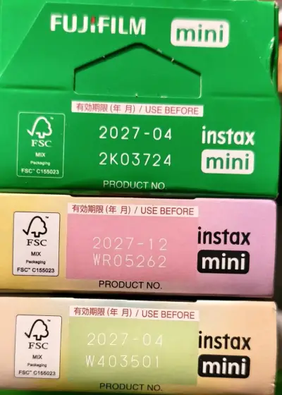 Películas instantáneas Fujifilm Instax Mini en colores variados - miniatura 2