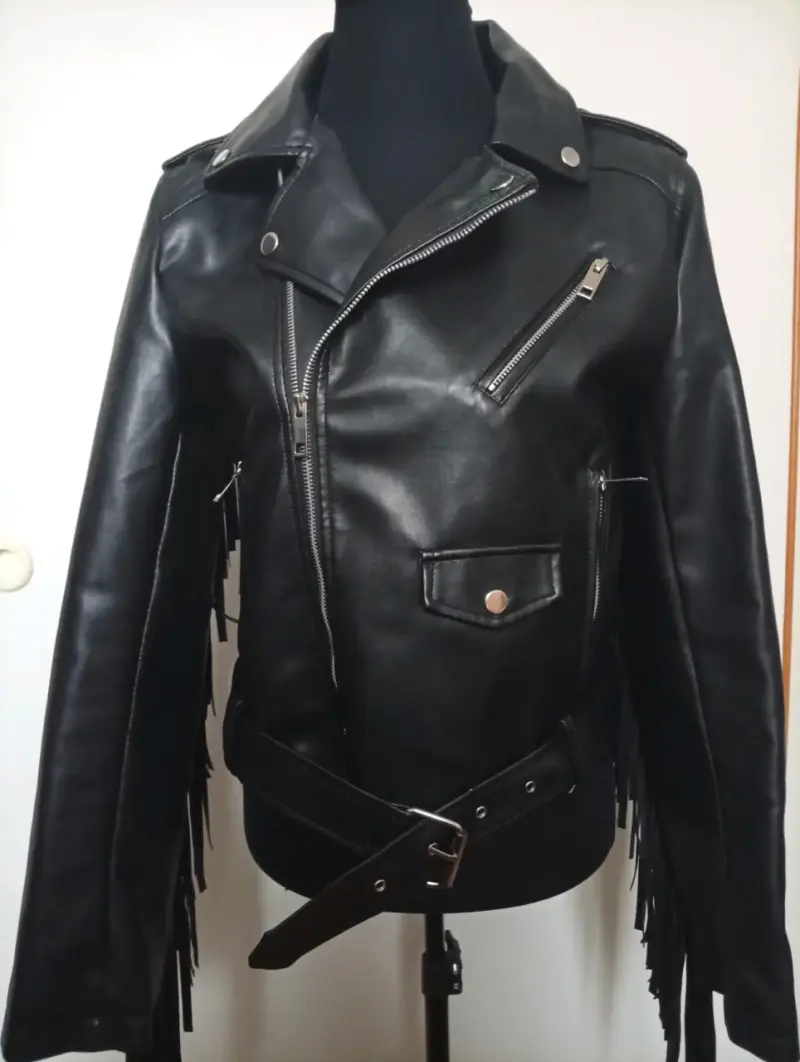 Chaqueta de cuero negra con flecos - 1