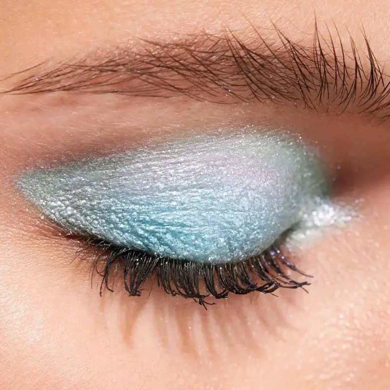 Sombra de Ojos en Barra con Brillo - 2