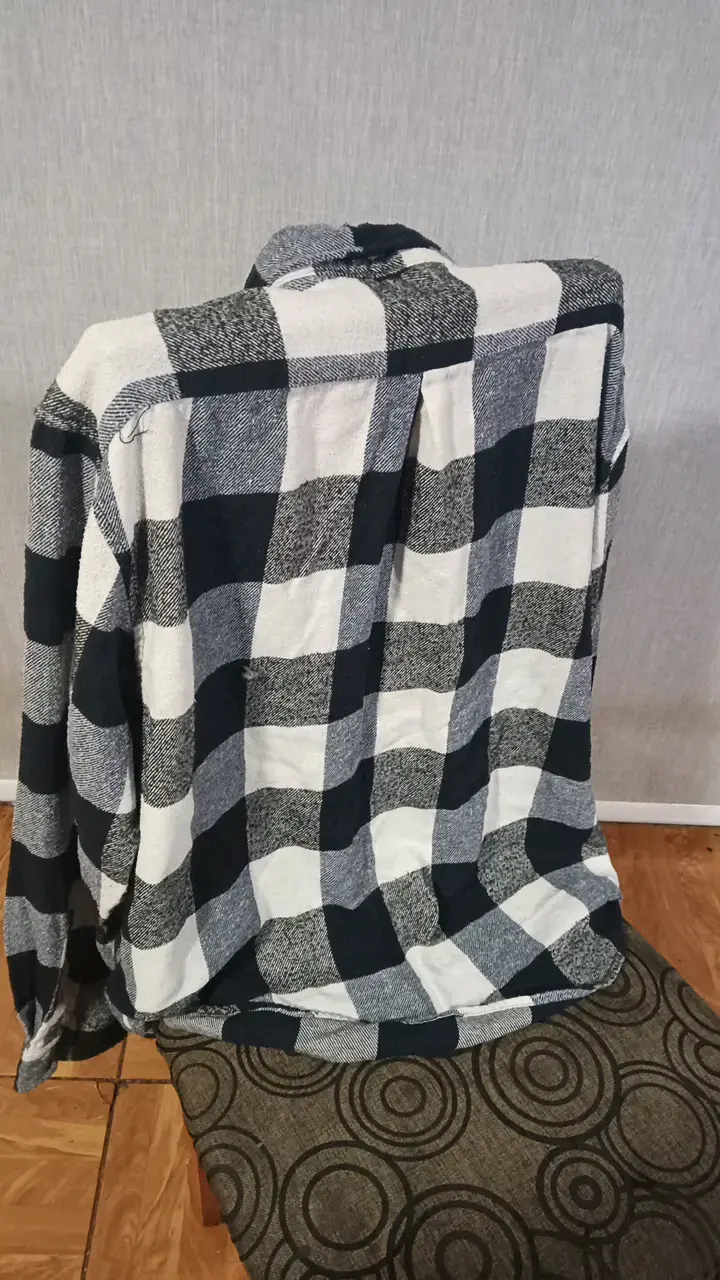 Camisa de franela a cuadros blanco y negro - 2