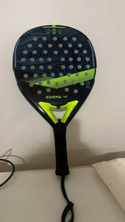 Pala de Pádel Kuikma 560 con Diseño Moderno - miniatura 2