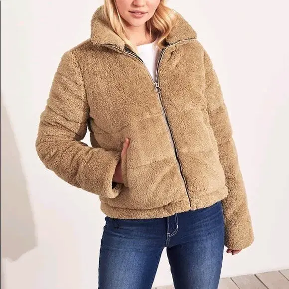 Chaqueta de peluche Hollister beige para mujer - 1