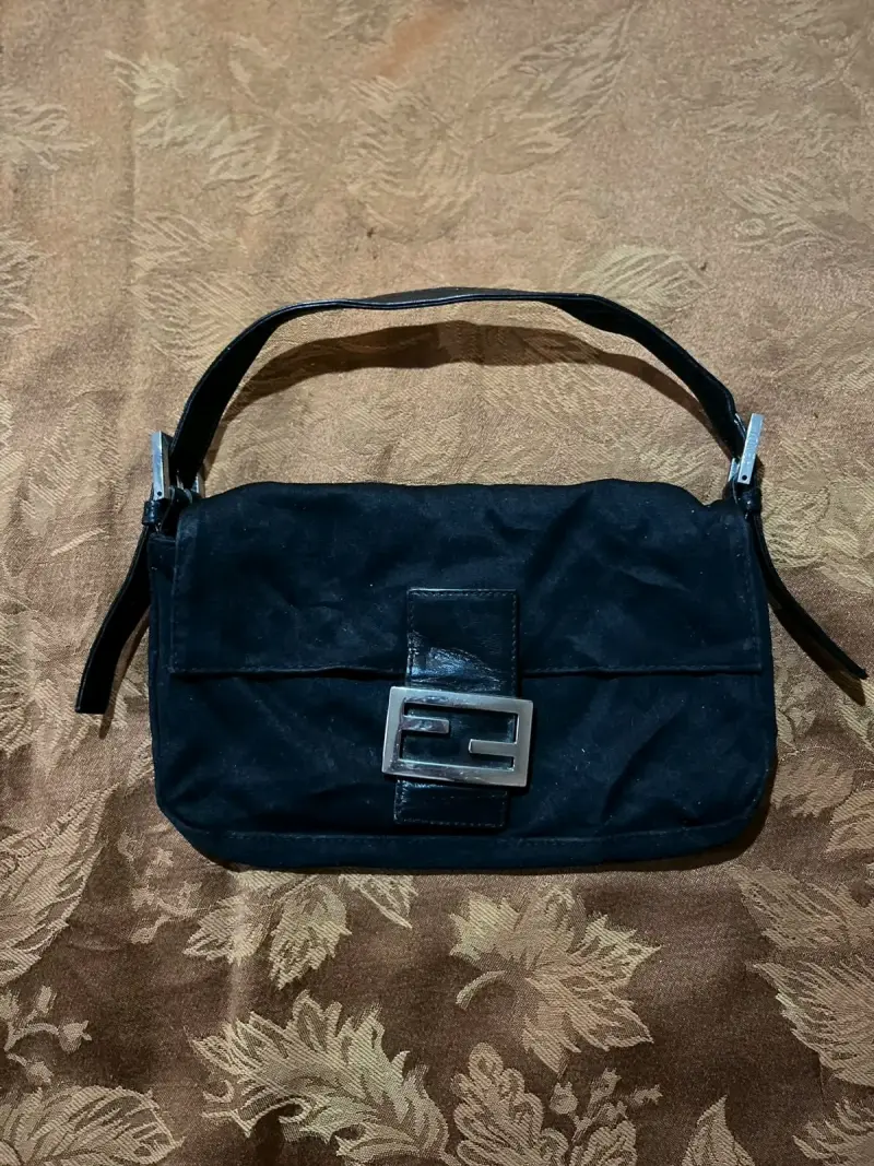 Cartera de hombro Fendi original - 1