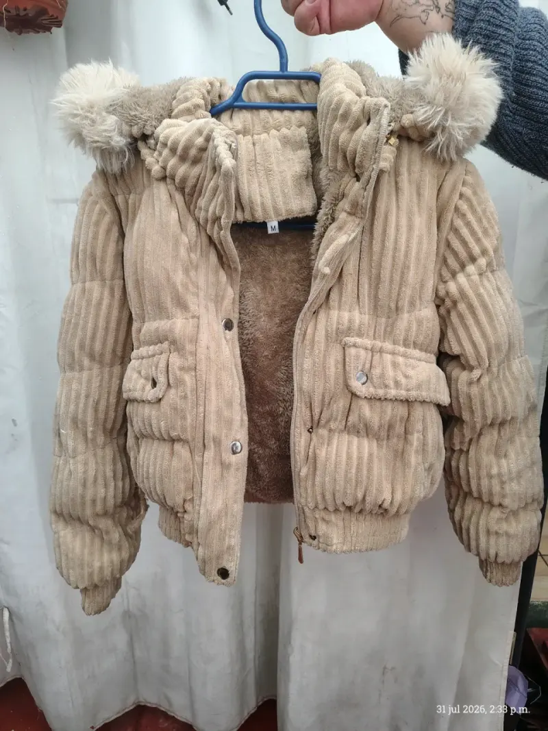 Chaqueta de mujer y chaqueta deportiva - 2