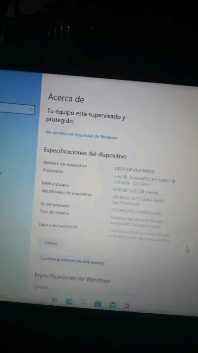 Laptop Acer Intel Celeron 4GB RAM - miniatura 2