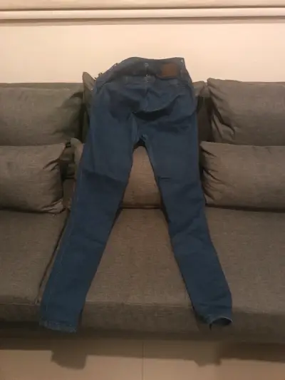 Pantalones blancos y jeans acampanados para mujer - miniatura 5