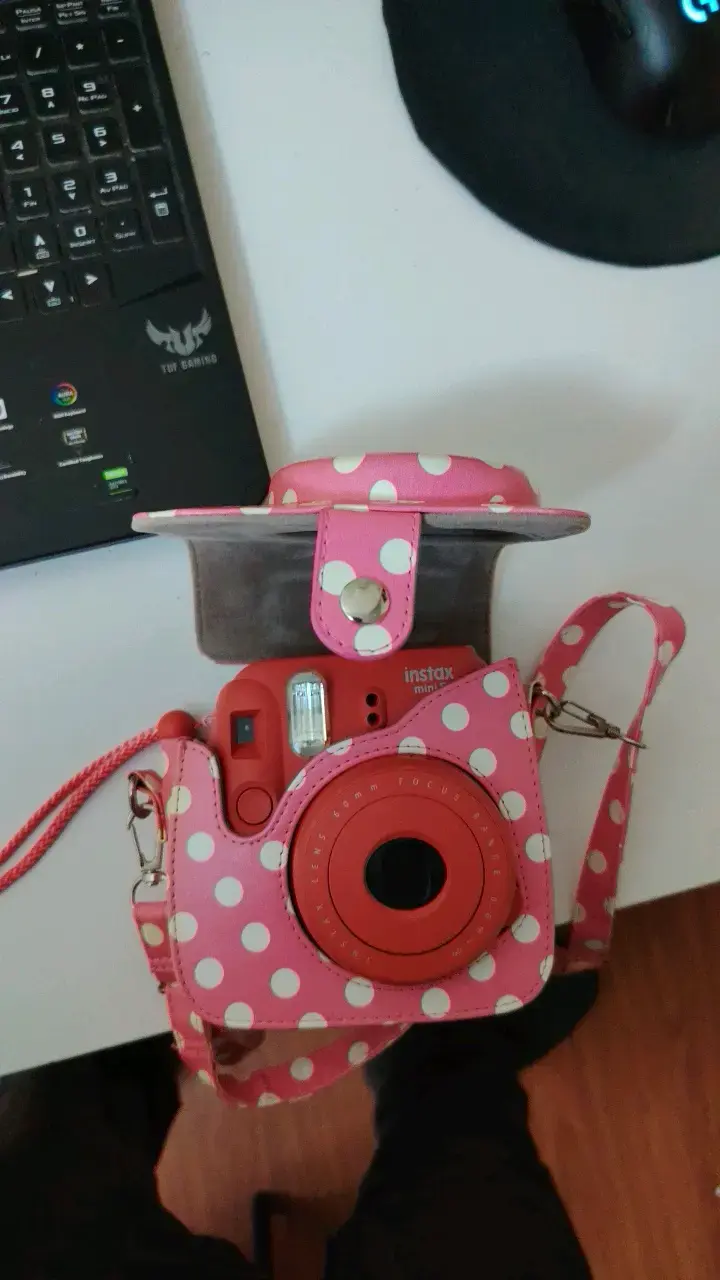 Cámara Instantánea Fujifilm Instax Mini 8 estuche - 3