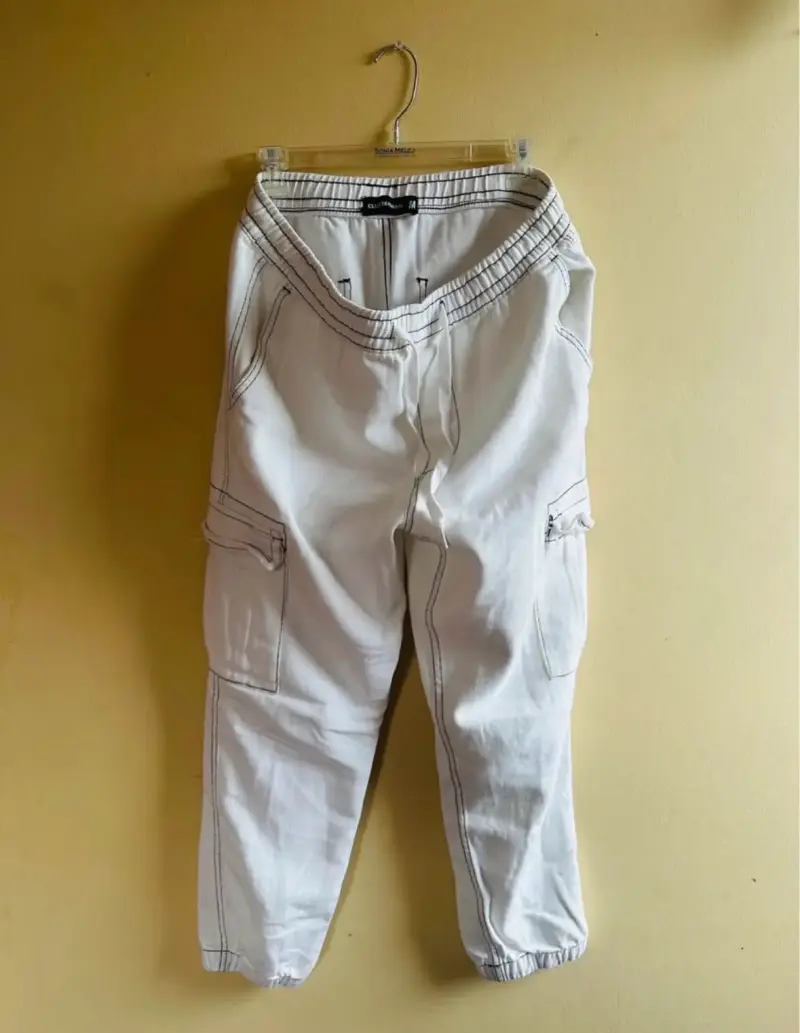 Pantalones cargo blancos para mujer