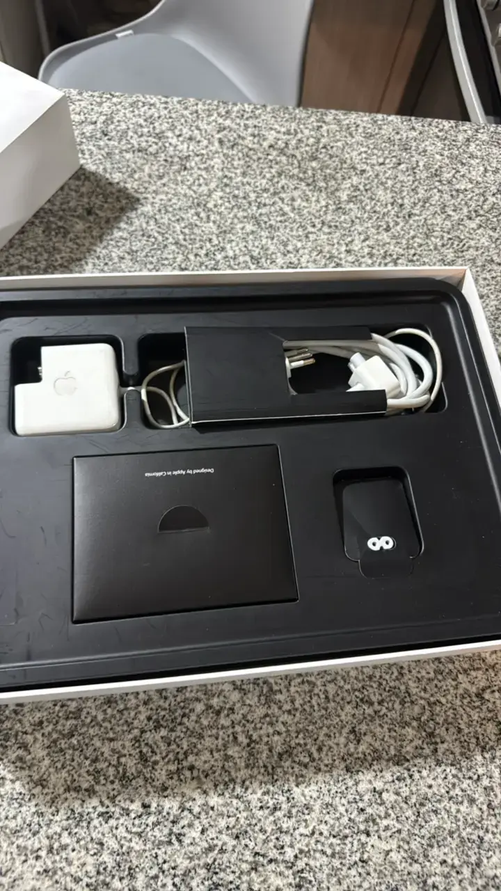 MacBook Air 13 pulgadas en buen estado - 3