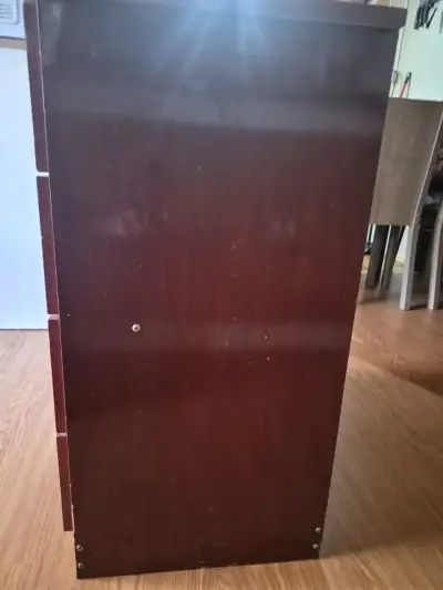 Cómoda de Madera con Cuatro Cajones - miniatura 3