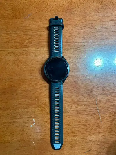Reloj deportivo Garmin Forerunner 965 con GPS - miniatura 1