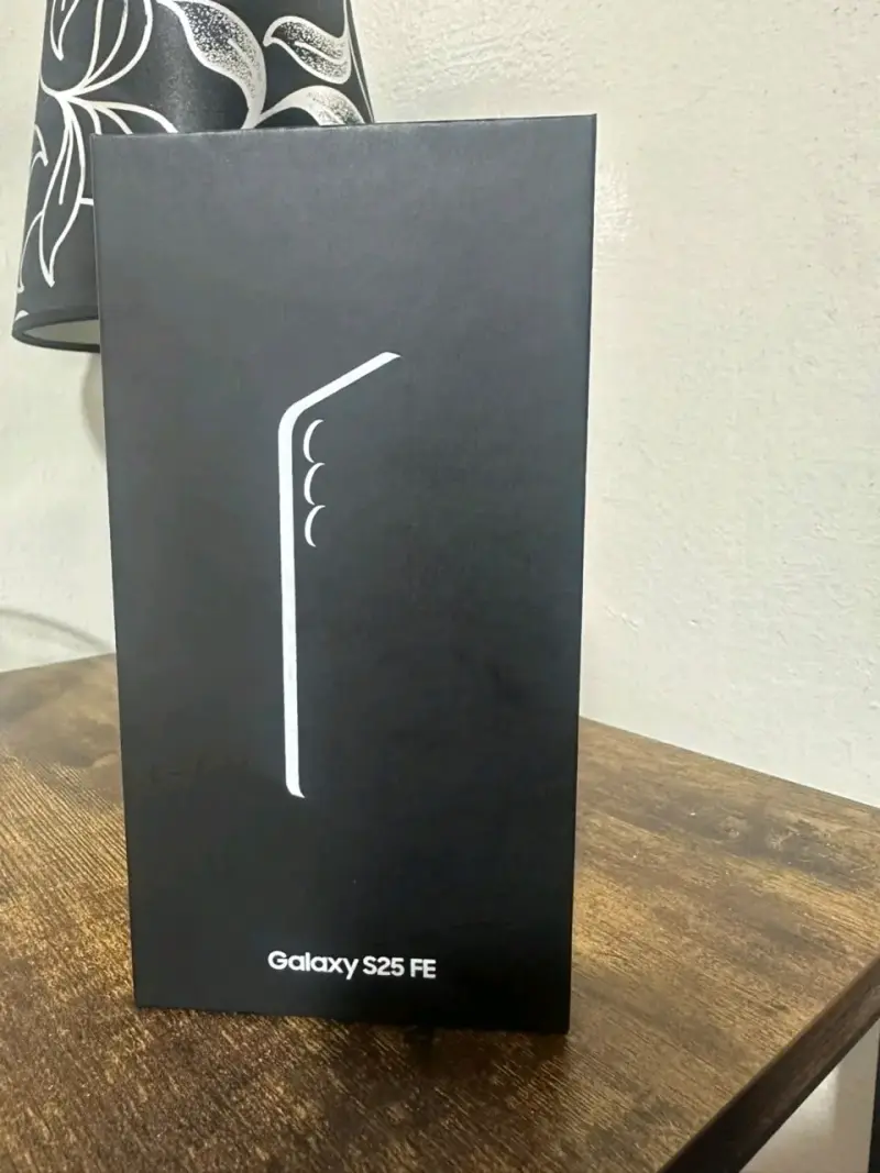 Samsung Galaxy S25 FE Nuevo 128GB Negro - 2