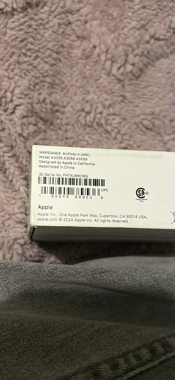 Apple AirPods 4 con ANC en caja original - 3