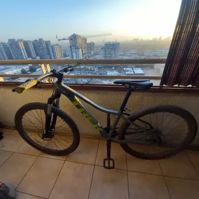 Bicicleta de montaña Trek - miniatura 2