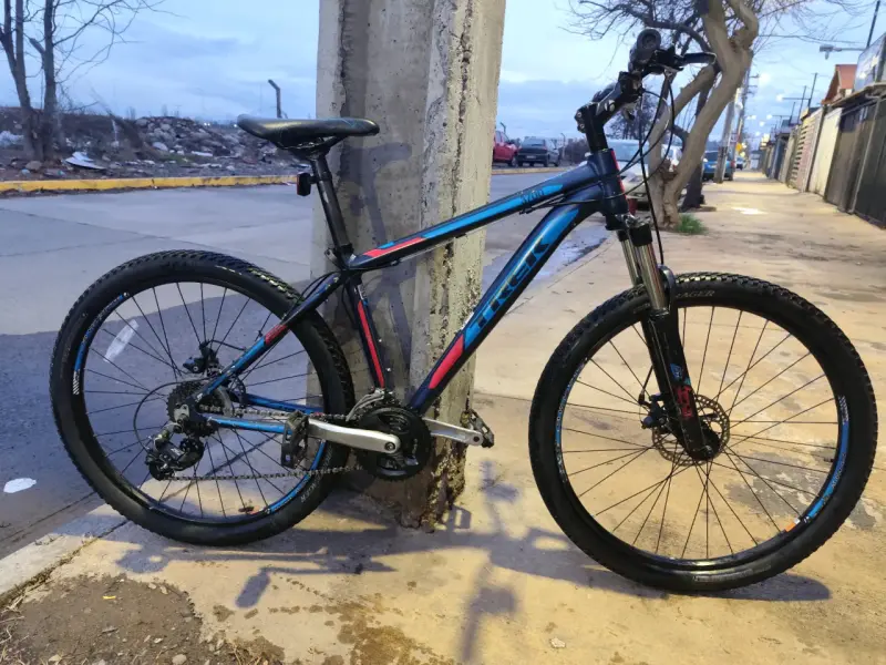 Bicicleta de Montaña Trek 3700 - 1