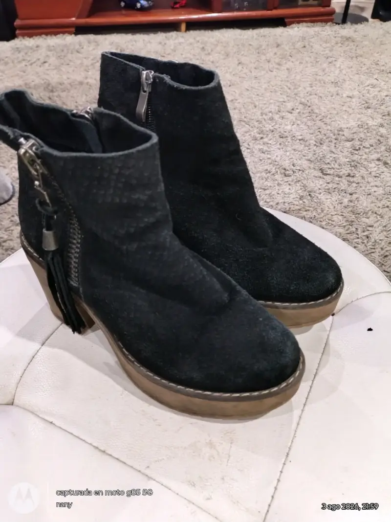 Botines de cuero negro con plataforma y cierre lateral - 3