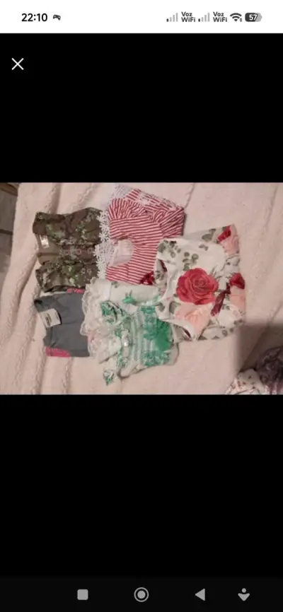 Conjunto de vestidos para bebé en varios diseños - miniatura 2