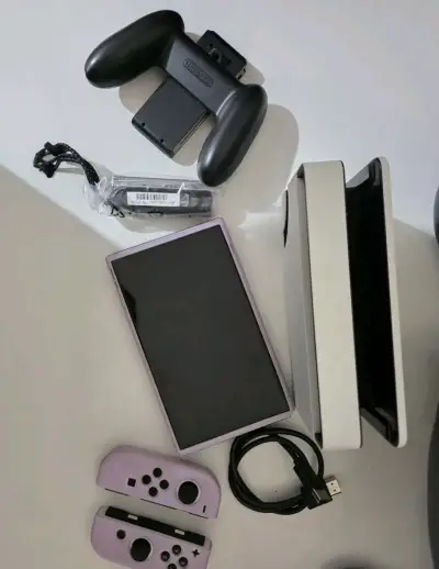 Consola Nintendo Switch OLED - miniatura 2