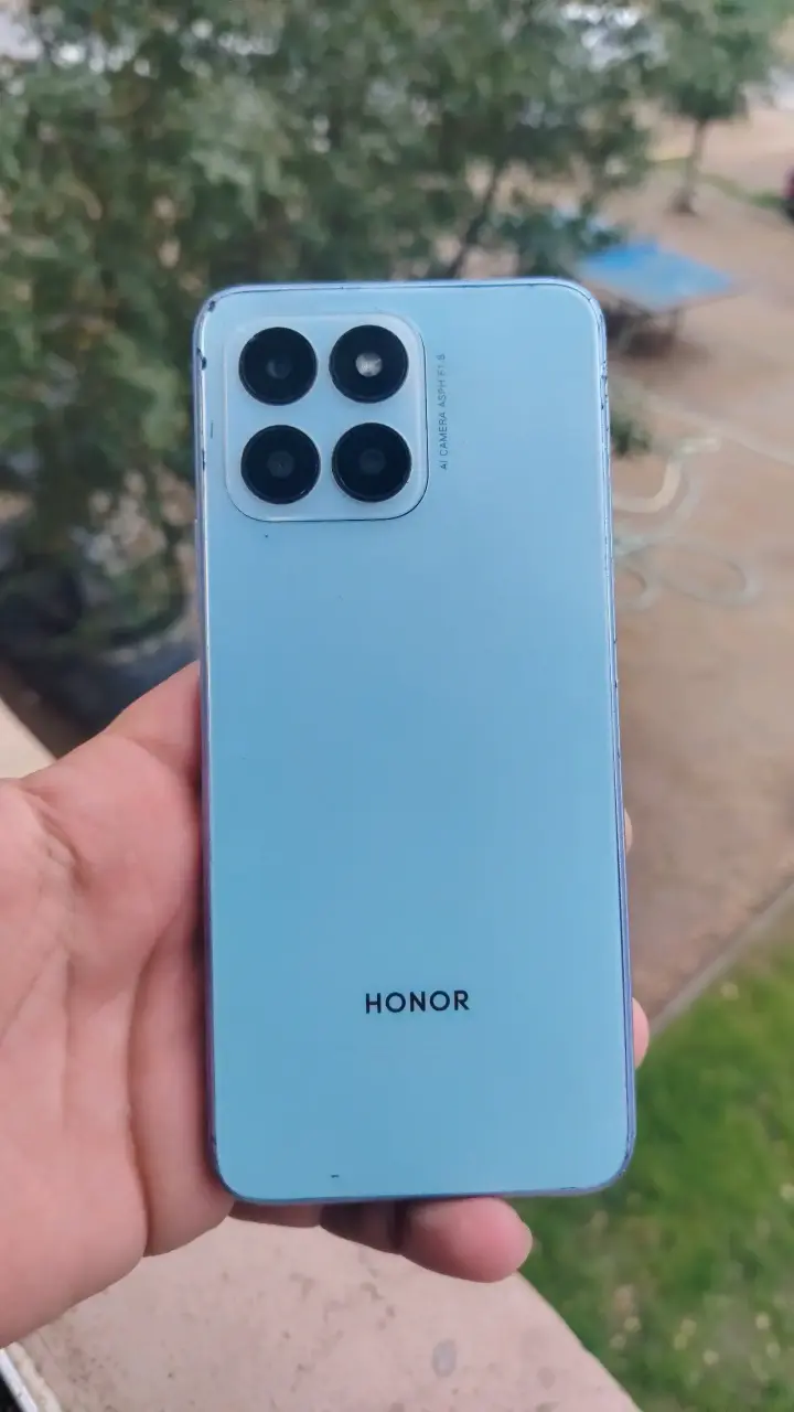 Smartphone Honor X8a azul con triple cámara - 3