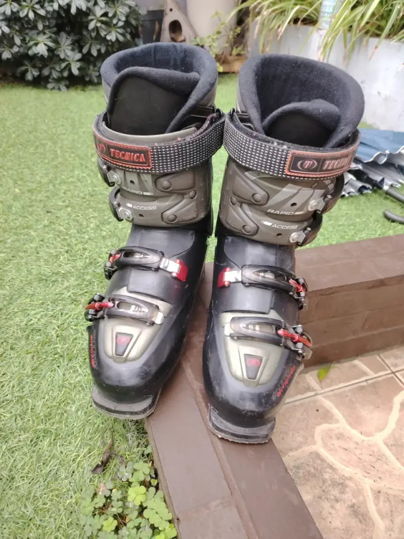 Botas de esquí Tecnica negras con hebillas rojas - 3