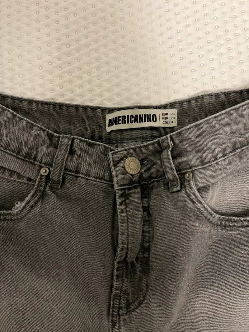 Shorts de mezclilla gris Americanino para hombre - 1