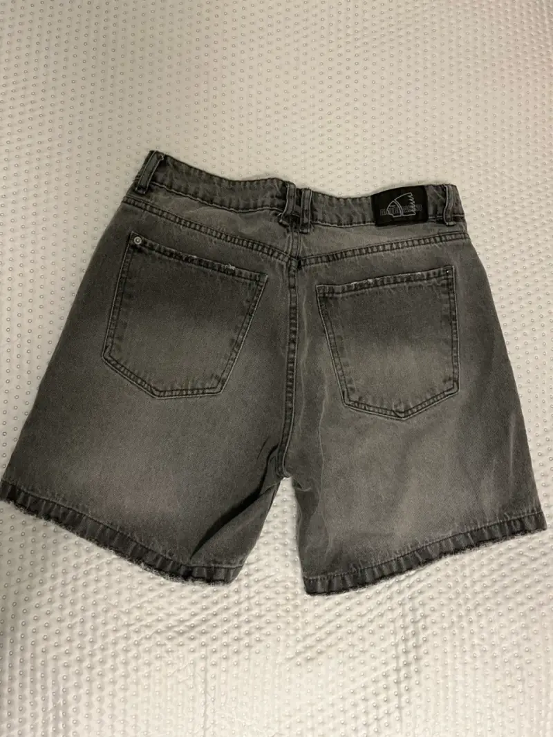 Shorts de mezclilla gris Americanino para hombre - 2