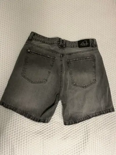 Shorts de mezclilla gris Americanino para hombre - miniatura 2