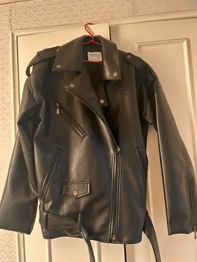 Chaqueta de cuero sintético negra para mujer Sybilla - miniatura 1